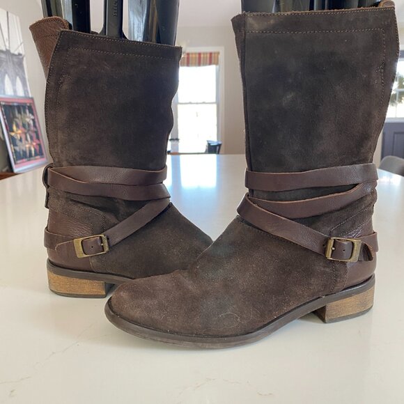 Brown Suede Booties - Size 8 - Picture 4 of 6